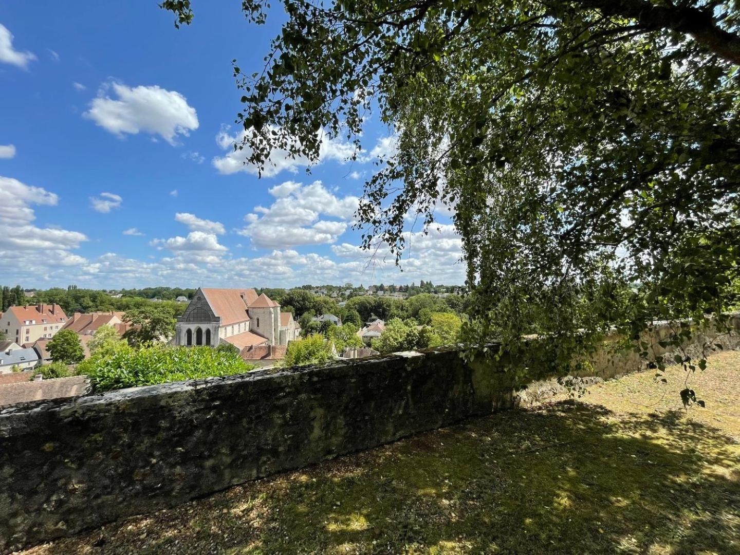 Appartement L'Horizon - Entree Independante - Parking à Chartres Extérieur photo